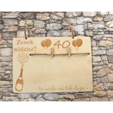 drewniana kartka urodzinowa z szampanem 2